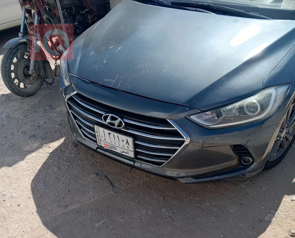 هیوندای ئەلەنترا